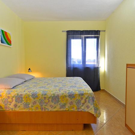 Apartments Milica 56 普拉 外观 照片