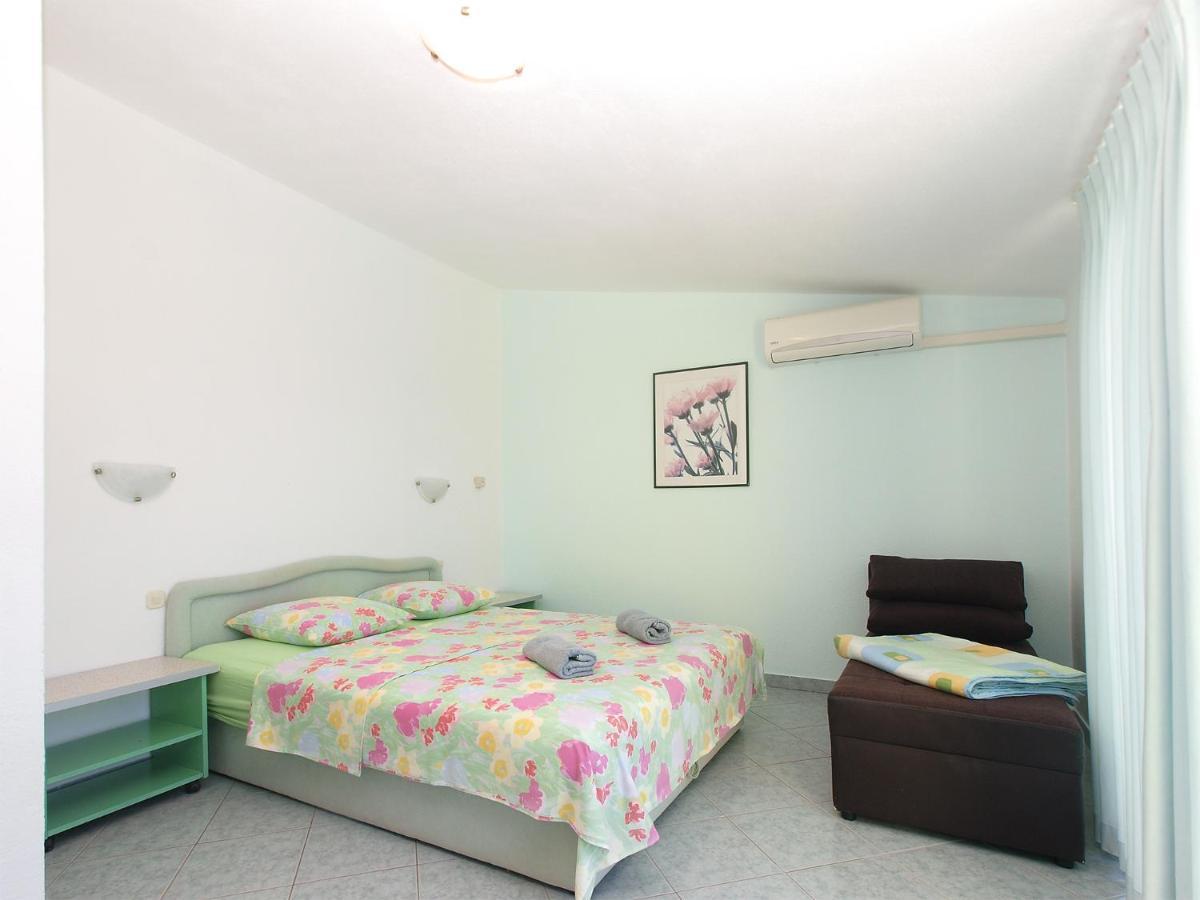 Apartments Milica 56 普拉 外观 照片
