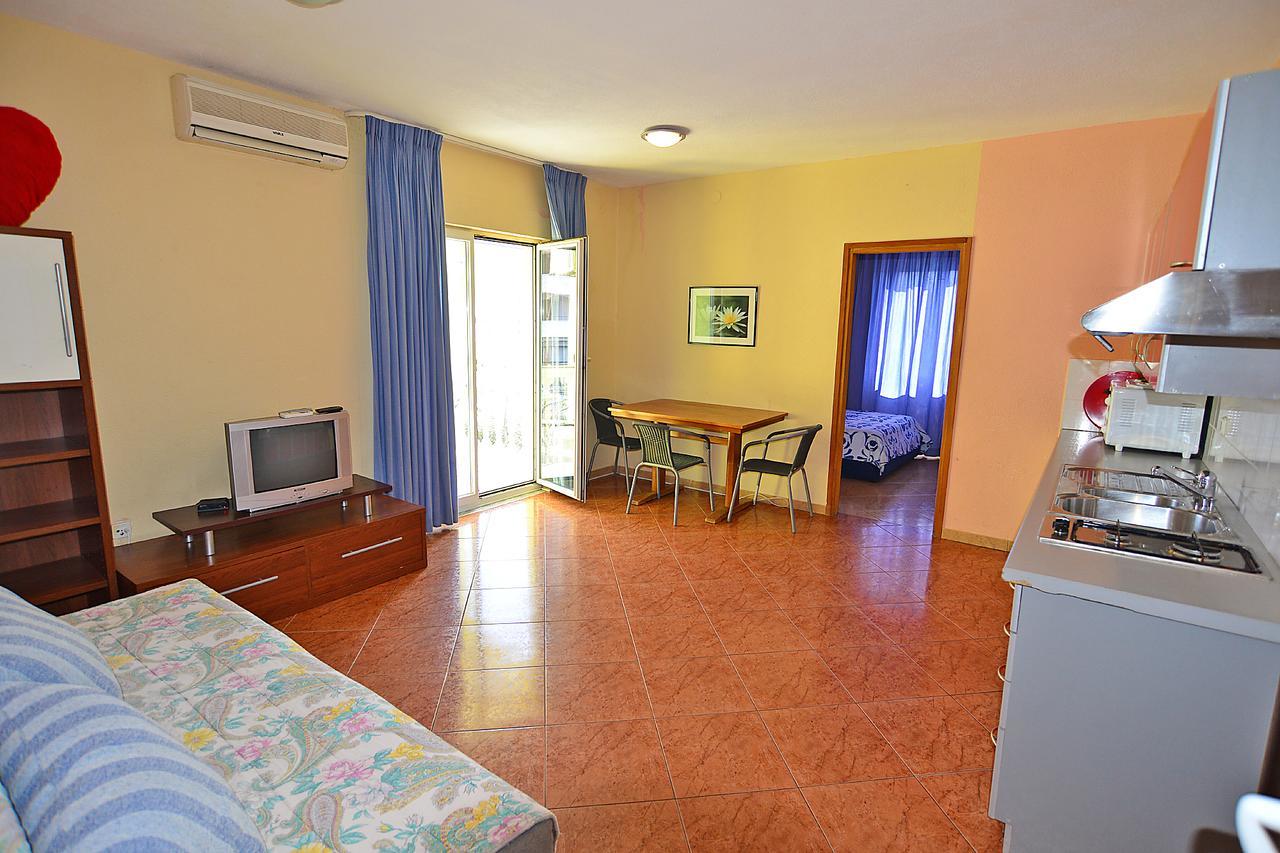 Apartments Milica 56 普拉 外观 照片